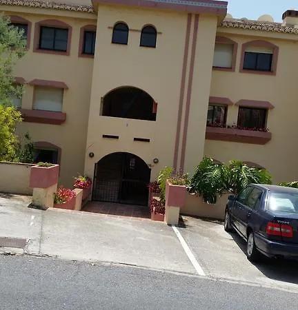Apartment Torreoceano H4 *